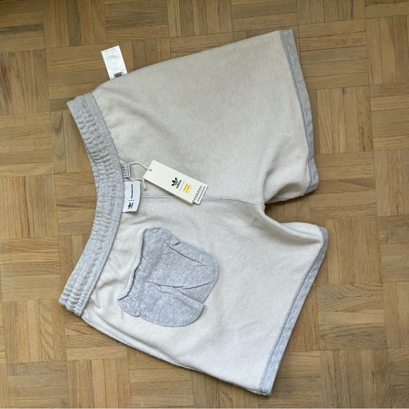 adidas x Pharrell Williams Humanrace basics short in heather light grey - Picture 5 of 16